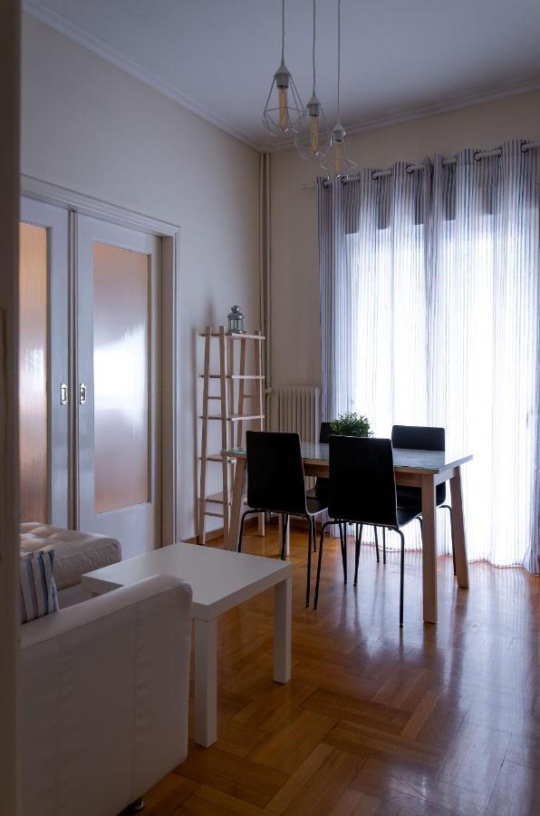 Beautiful 2Bd Apartment Near Historic Center Of Athens Atenas Exterior foto